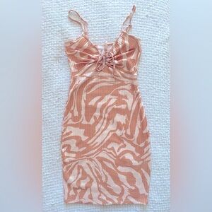 H&M women’s summer dress 🤍